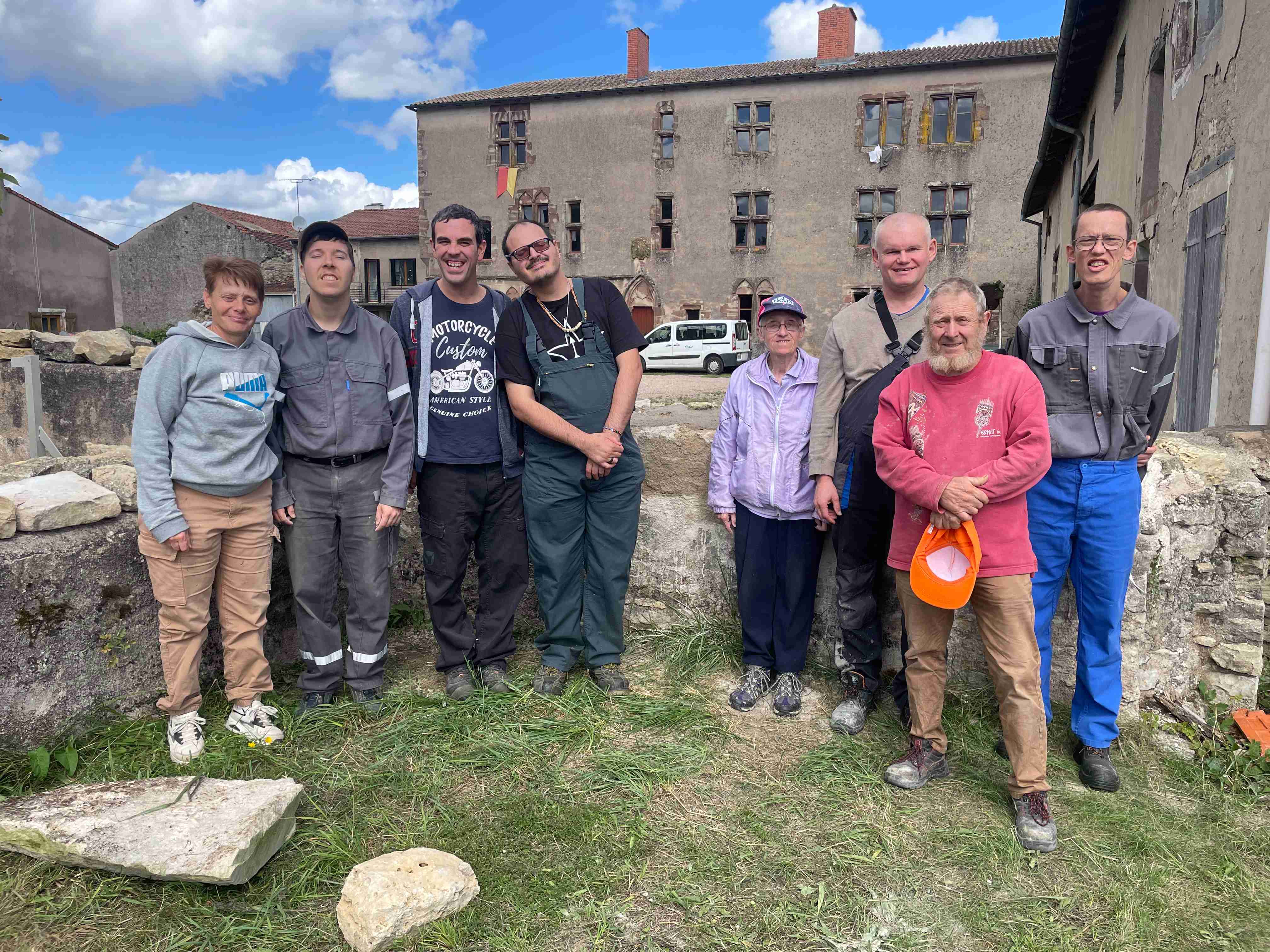 Photo de groupe des bénévoles du CAPS